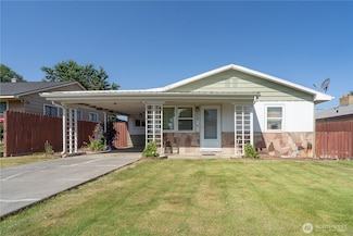 505 S Ash St, Warden, WA 98857