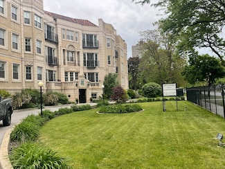 6832 S South Shore Dr Unit 1, Chicago, IL 60649