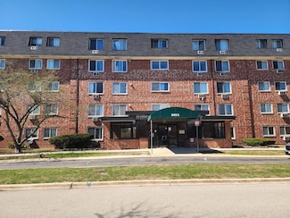 5011 Valley Ln Unit 409, Streamwood, IL 60107