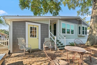 460 Fair Oaks Dr, Surfside Beach, SC 29575