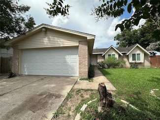 17107 Bougainvilla Ln, Friendswood, TX 77546
