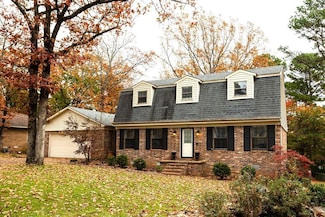 375 College Heights Dr, Batesville, AR 72501