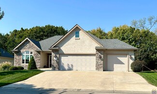 2129 SW Millers Glen Dr, Topeka, KS 66614