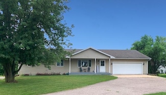 22 Sunrise Ct, Dane, WI 53529