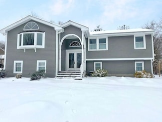 45 Kendall Hill Rd, Sterling, MA 01564