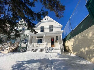 1127 E 4th St, Duluth, MN 55805