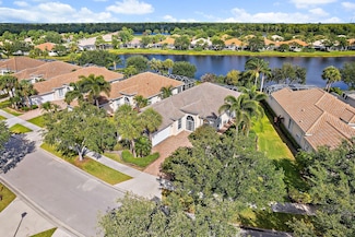 8120 SE Paurotis Ln, Hobe Sound, FL 33455