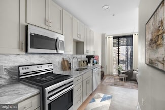 2301 61 John F. Kennedy Blvd Unit 1602, Philadelphia, PA 19103