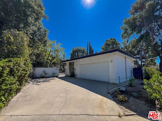 21626 Cezanne Place, Woodland Hills, CA 91364