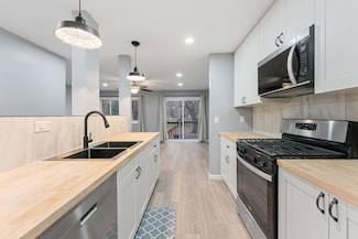 8765 Ironwood Ave S, Cottage Grove, MN 55016