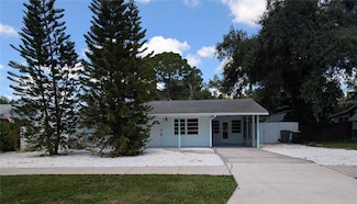2431 Prospect St, Sarasota, FL 34239