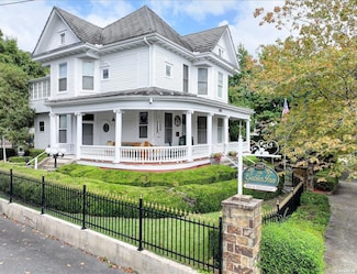 318 Quapaw Ave, Hot Springs National Park, AR 71901