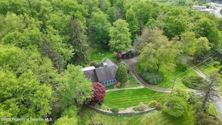 297 Private Dr, Montrose, PA 18801