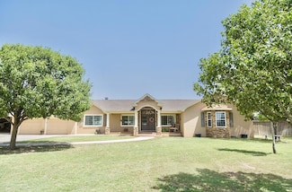 1308 W 24th St, Plainview, TX 79072
