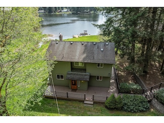 71848 Northshore Dr, Clatskanie, OR 97016
