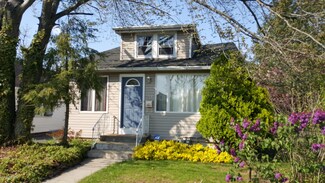 358 Gulden St, Keyport, NJ 07735