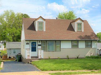 10215 Baltimore Ave, Saint Ann, MO 63074