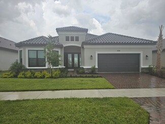 10118 SW Davanti Dr, Port Saint Lucie, FL 34987