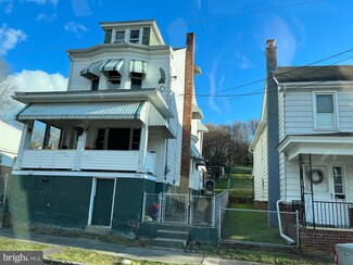 320 Valley St, Port Carbon, PA 17965