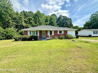 307 North St, Goldsboro, NC 27530
