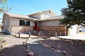 950 S Los Charros Dr, Pueblo, CO 81007