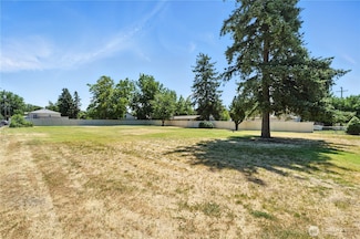 715 SE Birch Ave, College Place, WA 99324