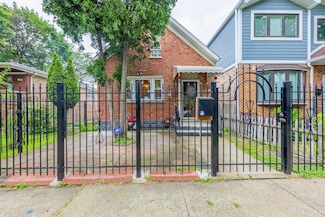 3352 S Seeley Ave, Chicago, IL 60608