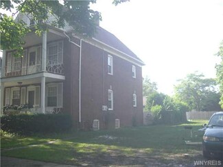 2239 Welch Ave, Niagara Falls, NY 14303