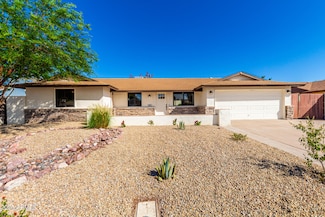 1611 W Palomino Dr, Chandler, AZ 85224