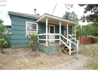 7710 SW Cedarcrest St, Portland, OR 97223