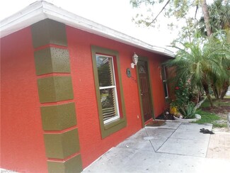 5218 Mitchell St, Naples, FL 34113