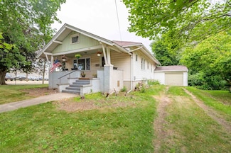 102 E Front St, Mount Morris, IL 61054