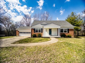 10141 Lochcrest Dr, Cincinnati, OH 45231