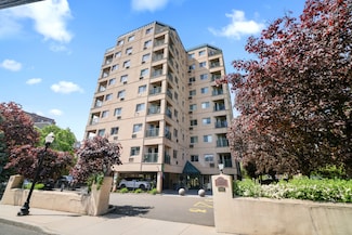 104 North St Unit 201, Stamford, CT 06902