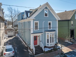 74 Melbourne St, Portland, ME 04101