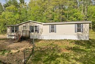 176 N Ashland Rd, Ashland, NH 03217
