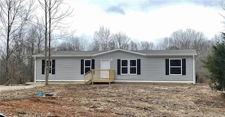 2657 Squire Boone Rd SW, Mauckport, IN 47142