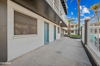 3025 N 32nd St Unit 23, Phoenix, AZ 85018