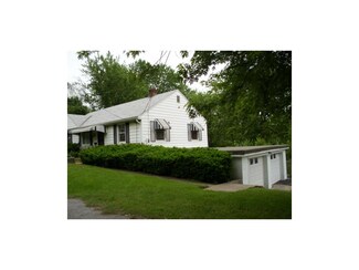 7703 E 83rd St, Kansas City, MO 64138