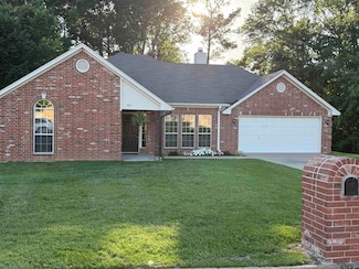 203 Macarthur St, Tyler, TX 75704