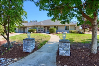 41345 Singing Hills Cir, Ahwahnee, CA 93601