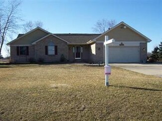 13988 Bunny Ln, Somonauk, IL 60552