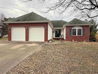 2413 Cynthia Ct, Washington, IN 47501
