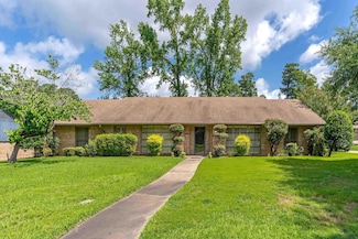 1303 Le Duke Blvd, Longview, TX 75601