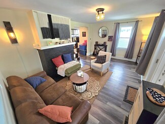 690 E Kossuth St, Columbus, OH 43206