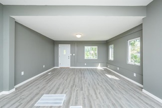 1314 23rd St, Des Moines, IA 50311