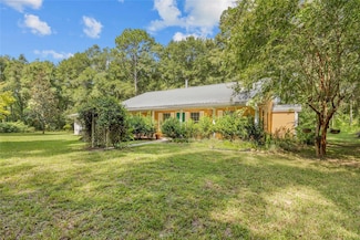417 SW Barney St, High Springs, FL 32643