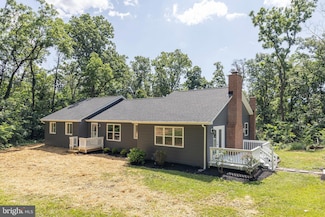 230 Blue Bell Ln, Strasburg, VA 22657