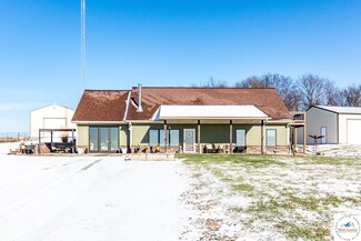 1193 SE 23 Hwy, Windsor, MO 65360