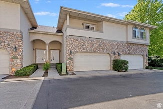 7825 S Spruce Tree Ln, Sandy, UT 84094